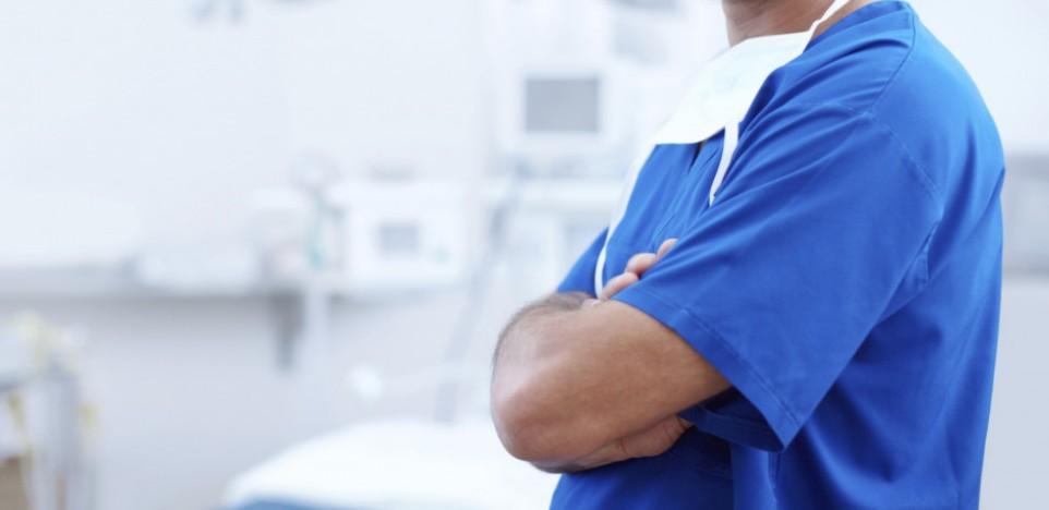 Терапевт Тимощенко раскрыла опасные последствия ныряния в снег после бани