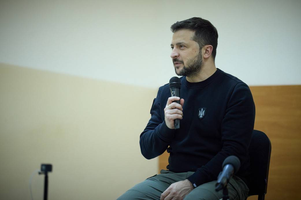 Зеленский не добился ничего от делегации Конгресса США, посетившей Киев Зеленский не добился ничего от делегации Конгресса США, посетившей Киев