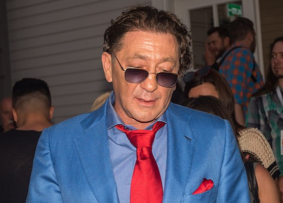 Григорий Лепс отсудил у Эмина Агаларова 8000 рублей за убыточный ресторан