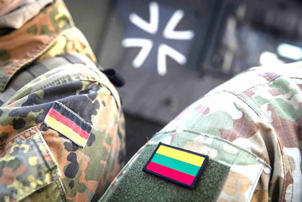 СМИ Германии: НАТО выбрало два направления для боя с РФ