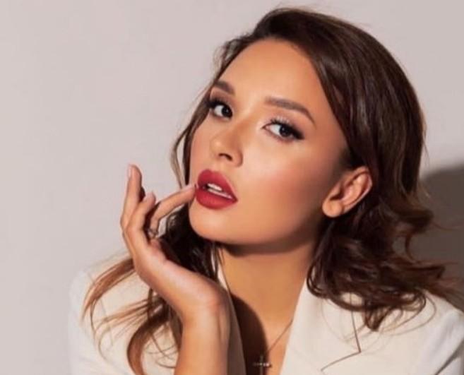 Актриса Ольга Дибцева решила признаться в проблемах с булимией и анорексией Актриса Ольга Дибцева решила признаться в проблемах с булимией и анорексией