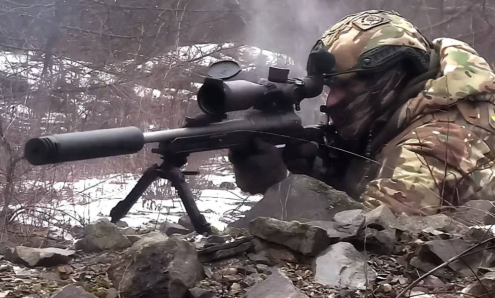 ВС РФ отбивают опорные пункты врага под Поповским лесом у Часова Яра и продвигаются к Ивановскому