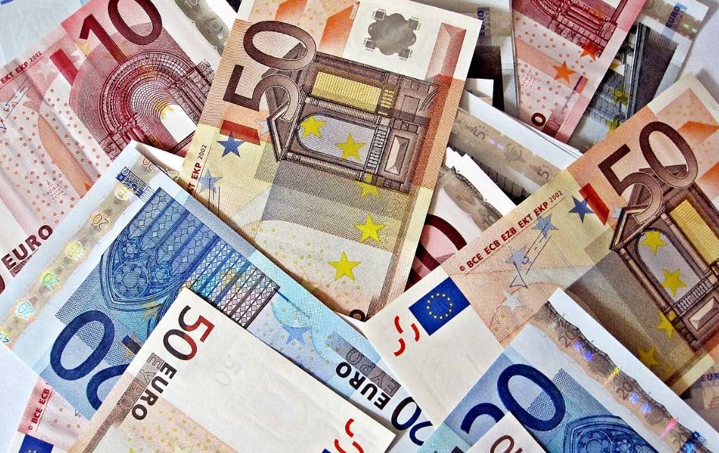 Санкции работают: экономики трех стран G7 ушли в рецессию