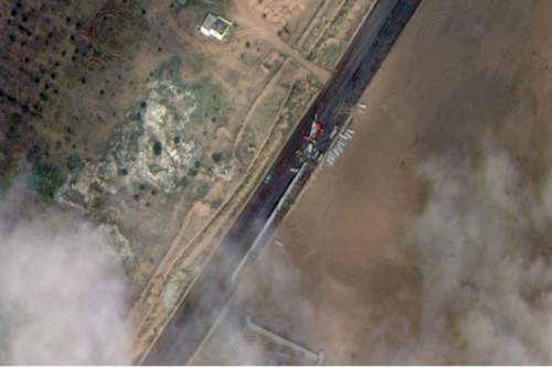 NYT: Египет начал возводить стену рядом с Рафахом на юге Газы (ФОТО)