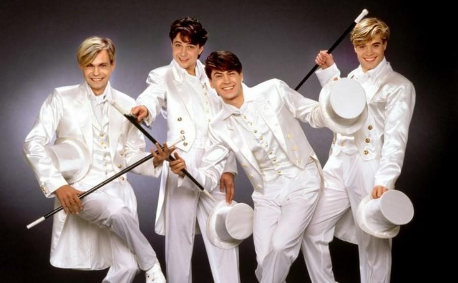 Солит группы "На-На" Политов поделился впечатлениями от отцовства в 53 года