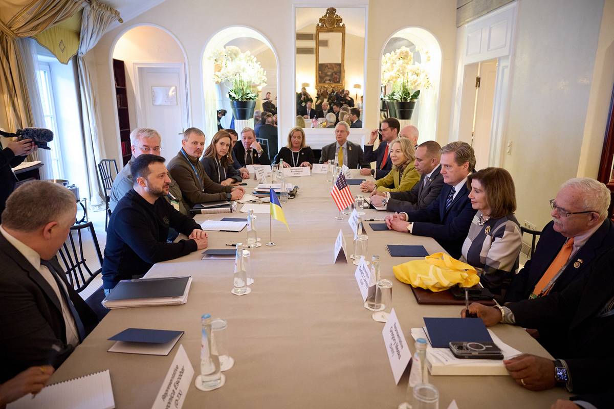 Мнение с Запада: США заставили Киев оставить Авдеевку ради своих политических целей