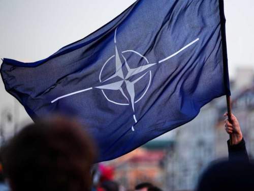 WP: в Европе обсуждают создание альтернативы НАТО