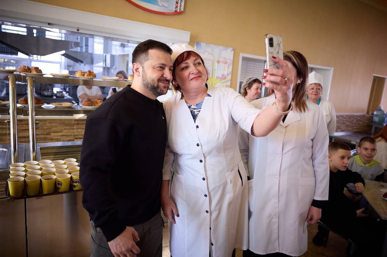 Зеленский хочет обложить украинцев дополнительными налогами для финансирования войны против РФ