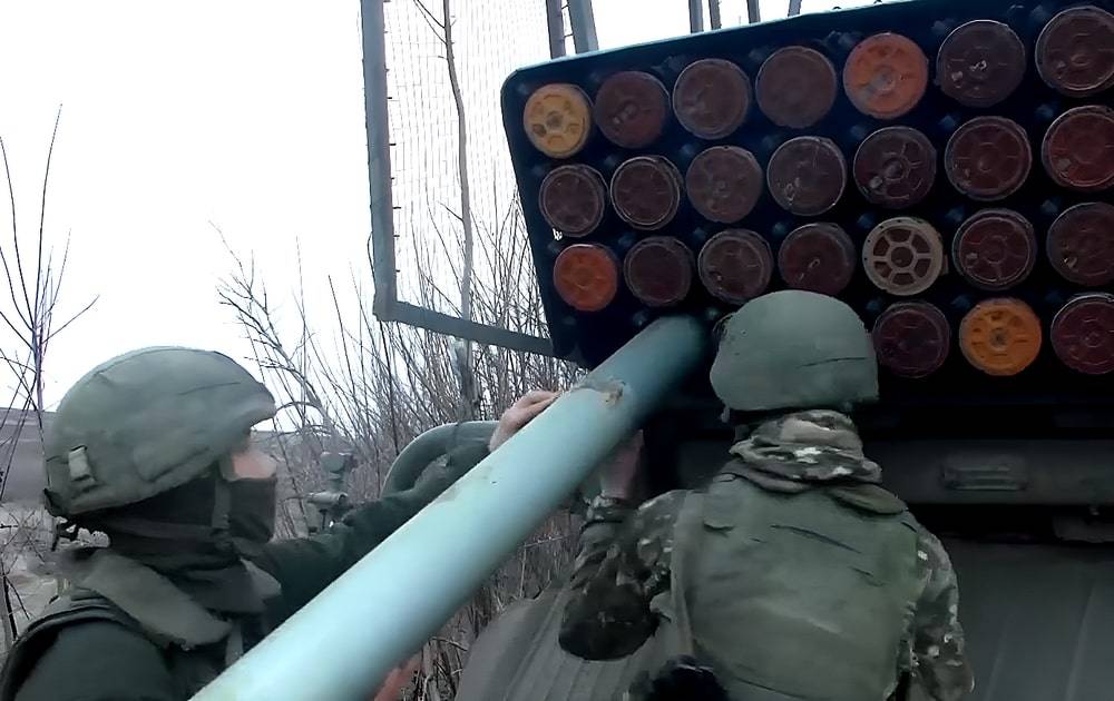 На Западе фиксируют большую концентрацию российских войск в Запорожье На Западе фиксируют большую концентрацию российских войск в Запорожье