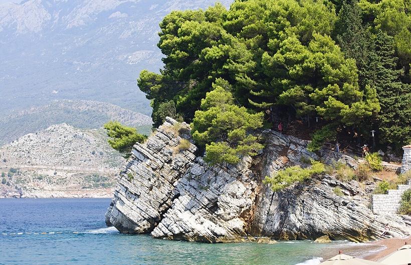 В АТОР сообщили, как сэкономить до 30% на отдых в Черногории