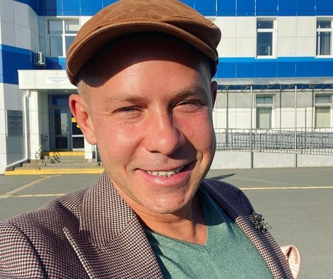 На фоне «голой» вечеринки Митя Фомин заявил, что прилично отпраздновал 50-летие На фоне «голой» вечеринки Митя Фомин заявил, что прилично отпраздновал 50-летие