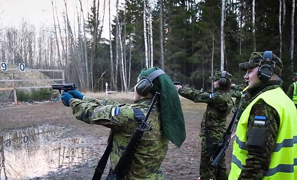 Эстонские военные собираются «убивать как можно больше русских»