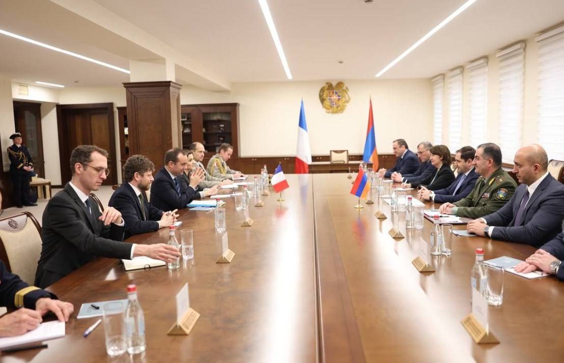 В Армении заявили о далеко идущих планах по военному сотрудничеству с Францией