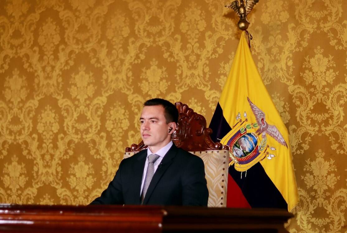 Президент Эквадора заявил, что не знал о планах США передать технику на Украину Президент Эквадора заявил, что не знал о планах США передать технику на Украину