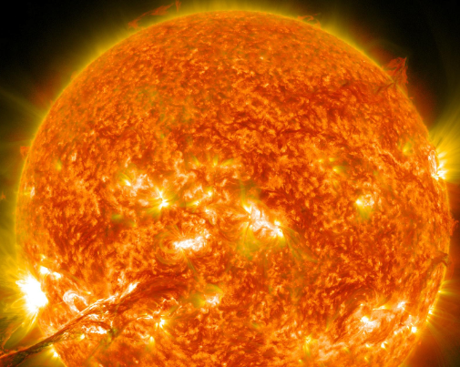 Российские ученые зафиксировали сильную вспышку на Солнце Российские ученые зафиксировали сильную вспышку на Солнце