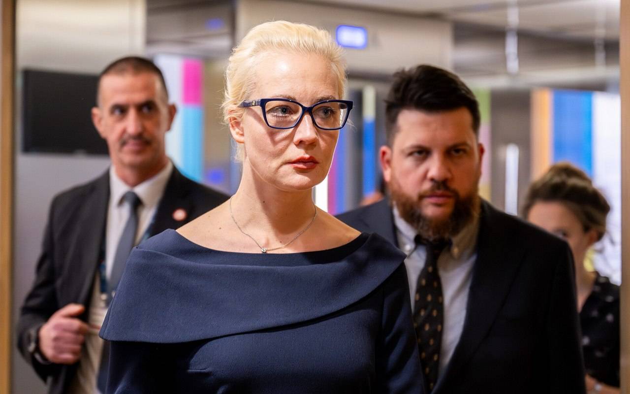 Сироты на марше: поможет ли смерть Навального* перезагрузить антироссийскую «оппозицию» Сироты на марше: поможет ли смерть Навального* перезагрузить антироссийскую «оппозицию»