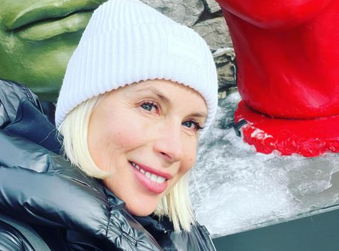 Алена Свиридова решила перенести концерт из-за состояния здоровья