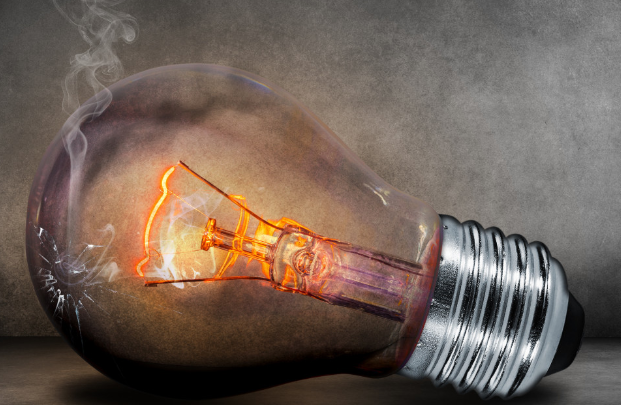 Несчастный случай привел к отключению электричества в Академическом районе Екатеринбурга