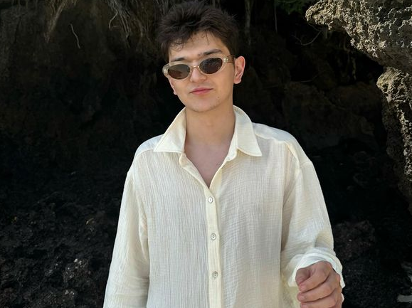 Акмаль рассказал о буллинге в школе