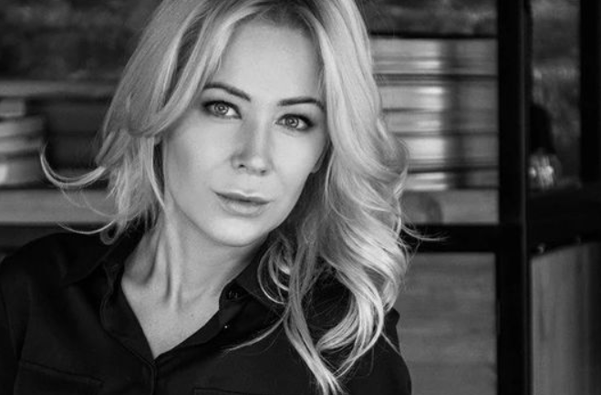 Мизулина спела с курсантами в Тюмени песню украинской группы «Бумбокс» Мизулина спела с курсантами в Тюмени песню украинской группы «Бумбокс»