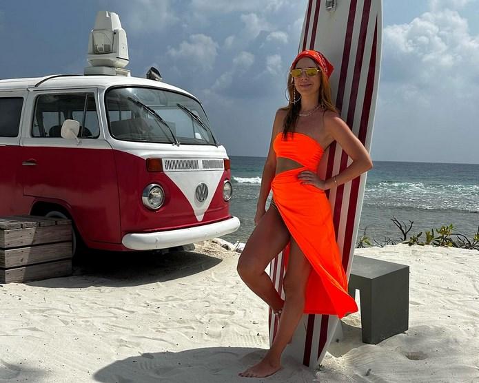 Подольская с песней «Филипп прилип» обошла Киркорова и Бузову в шоу «Конфетка» Подольская с песней «Филипп прилип» обошла Киркорова и Бузову в шоу «Конфетка»