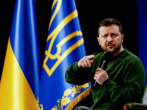 Зеленский: Украина передаст России мирный план в Швейцарии в 2024 году