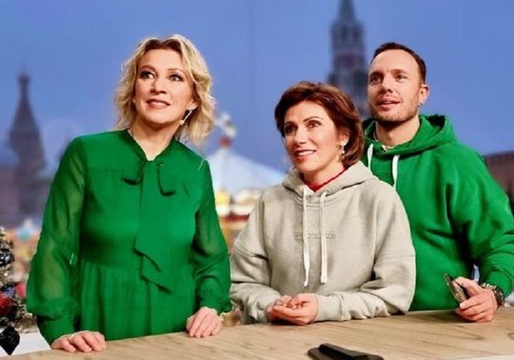 Ведущий «Доброго утра» Тимур Соловьёв подтвердил слухи о расставании с женой Ведущий «Доброго утра» Тимур Соловьёв подтвердил слухи о расставании с женой