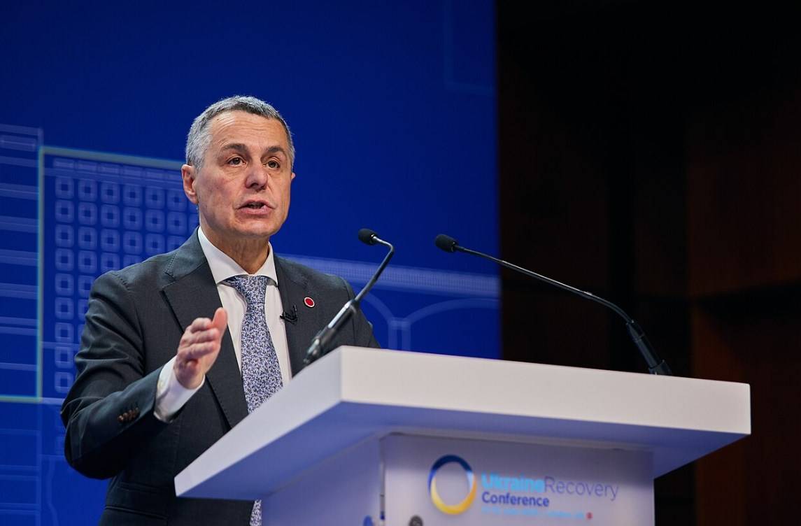 МИД Швейцарии планирует пригласить представителей РФ на мирный саммит по Украине