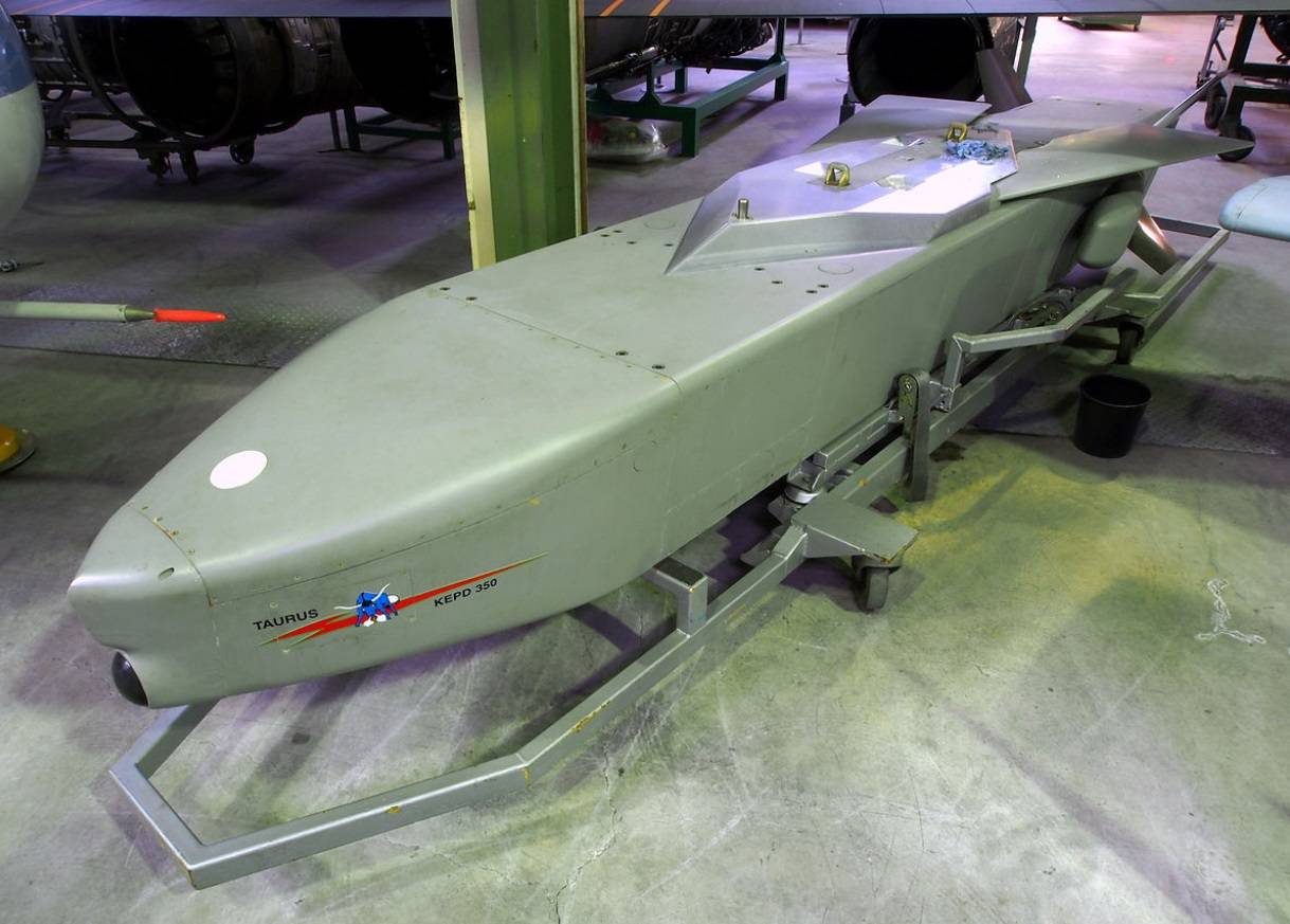 Олаф Шольц окончательно запретил отправку ракет Taurus на Украину Олаф Шольц окончательно запретил отправку ракет Taurus на Украину