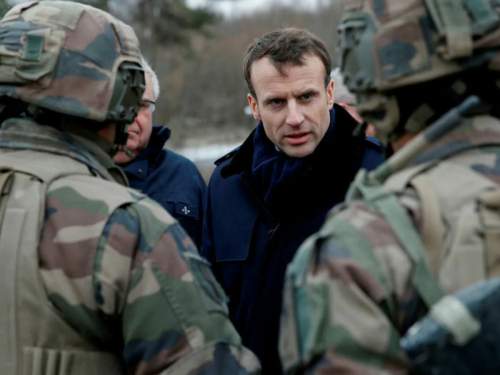 Во Франции заговорили о войне после заявления Макрона о России