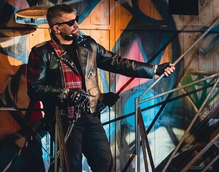 В Тюмени купили все билеты на апрельский концерт Басты