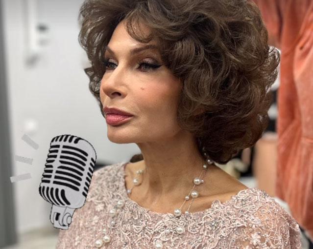 Эвелина Блёданс пришла на творческий вечер в Апатитах в жакете Людмилы Грученко