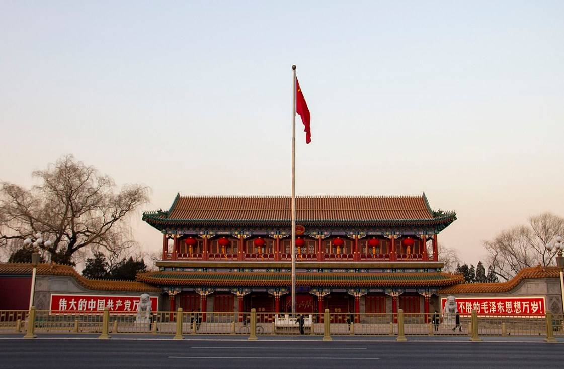 Китай активно возобновляет миротворческую миссию по Украине Китай активно возобновляет миротворческую миссию по Украине