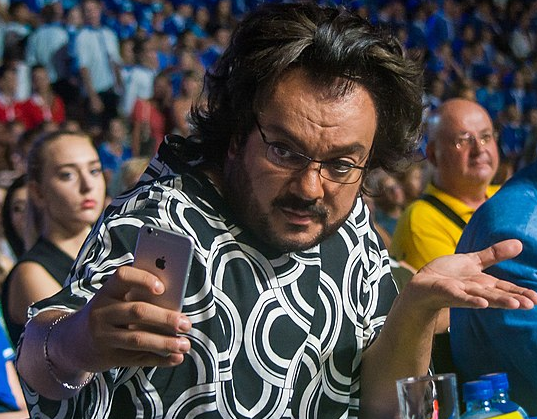 Филипп Киркоров не снизил ценник на выступления после «голой» вечеринки Филипп Киркоров не снизил ценник на выступления после «голой» вечеринки
