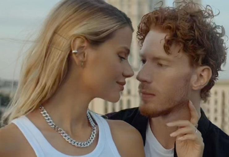 Уехавший из России внук Аллы Пугачевой Пресняков назвал источник доходов