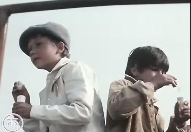 В России начали работу над продолжением популярного советского фильма «Приключения Петрова и Васечкина» В России начали работу над продолжением популярного советского фильма «Приключения Петрова и Васечкина»