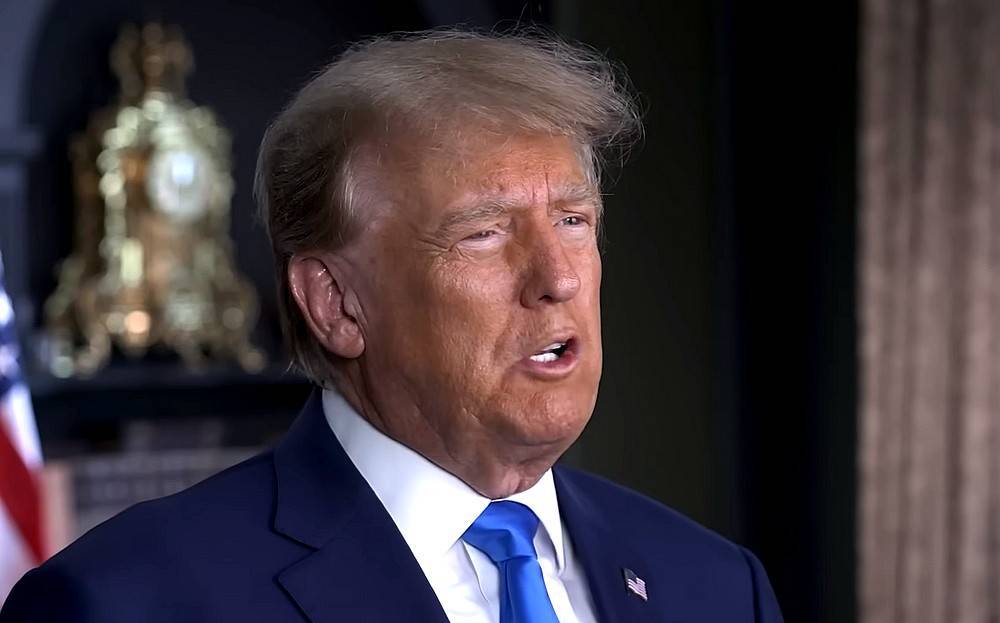 Трамп: США правит умственно неполноценный человек