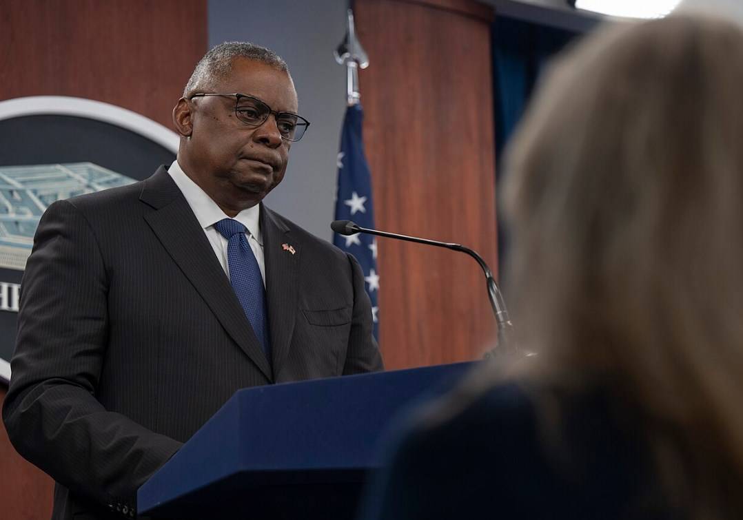 Глава Пентагона заявил, что ему «очень тревожно» из-за продвижения ВС РФ на Украине Глава Пентагона заявил, что ему «очень тревожно» из-за продвижения ВС РФ на Украине