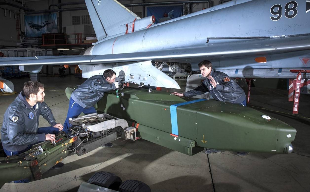 Шольц объяснил отказ от поставок Украине ракет Taurus риском ударов по Москве