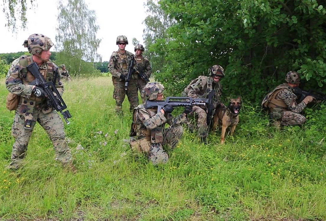 Le Monde: разрешение французскому спецназу пересекать границу Украины поставит перед РФ «стратегическую дилемму» Le Monde: разрешение французскому спецназу пересекать границу Украины поставит перед РФ «стратегическую дилемму»