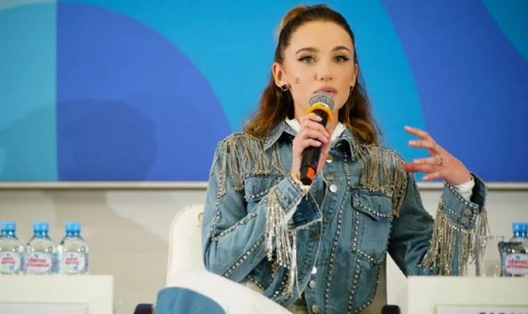 Певица Миа Бойко приняла участие в деловой программе от «Сибура» на ВФМ на тему экологии Певица Миа Бойко приняла участие в деловой программе от «Сибура» на ВФМ на тему экологии