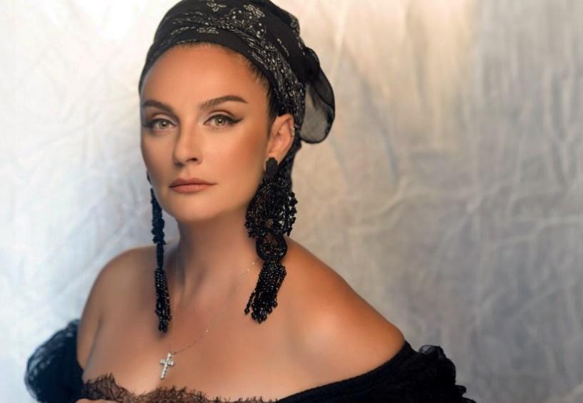 Елена Ваенга на концерте в Ессентуках призналась в покупке коровы Матильды