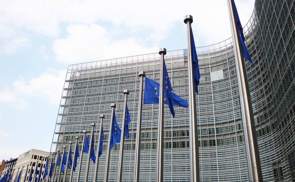 Унижает союзников: ЕС пытается действовать как мировой торговый полицейский – Politico