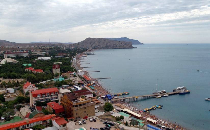 Власти Судака с прошлой осени так и не нашли деньги на ремонт набережной после шторма