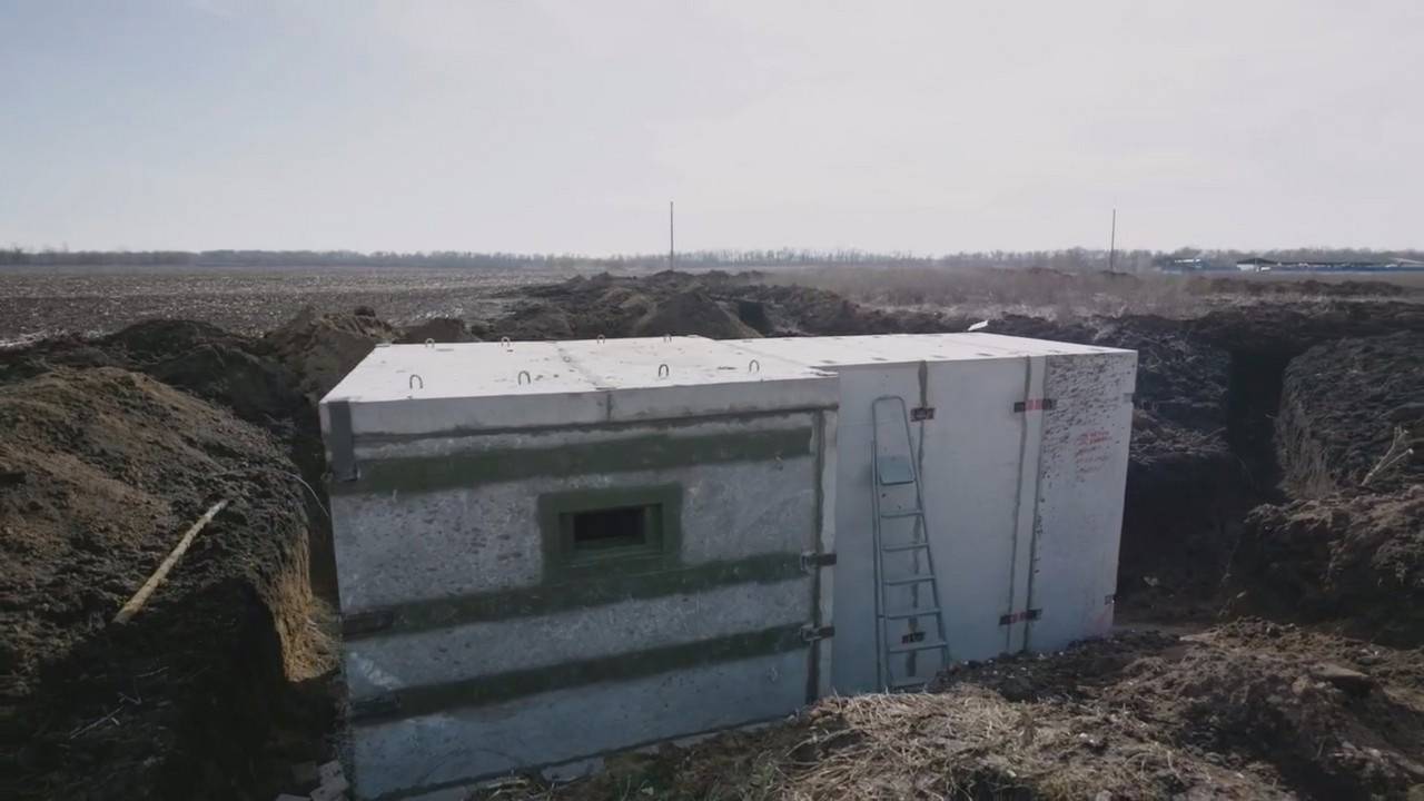 ВСУ экстренно возводят оборонительные сооружения на линии соприкосновения ВСУ экстренно возводят оборонительные сооружения на линии соприкосновения