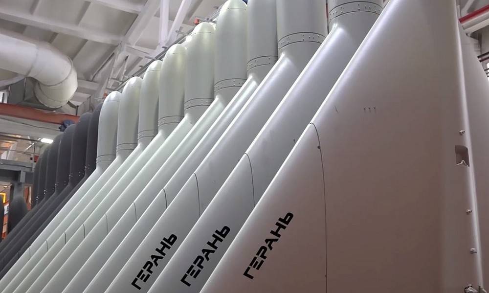 Впервые опубликованы кадры масштабного производства БПЛА «Герань» в России