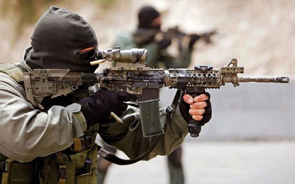 Британские спецслужбы готовят ДРГ на Украине против России