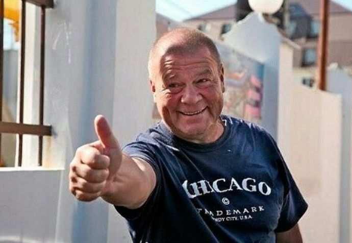 Сергей Селин поругался с постановщиком из-за сценария, где «умирала Россия» Сергей Селин поругался с постановщиком из-за сценария, где «умирала Россия»