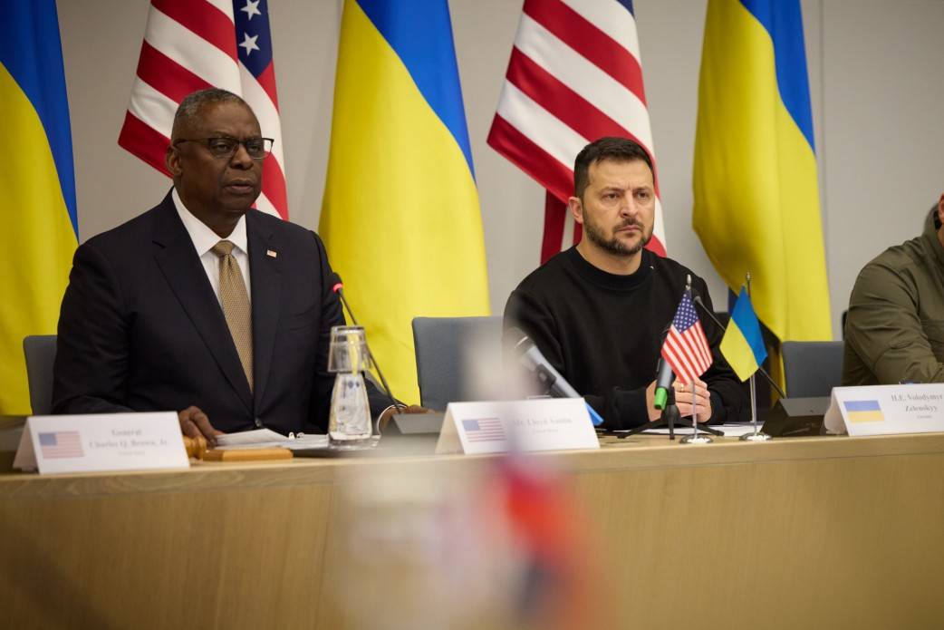 Asia Times: американская модель личного спасения для Зеленского