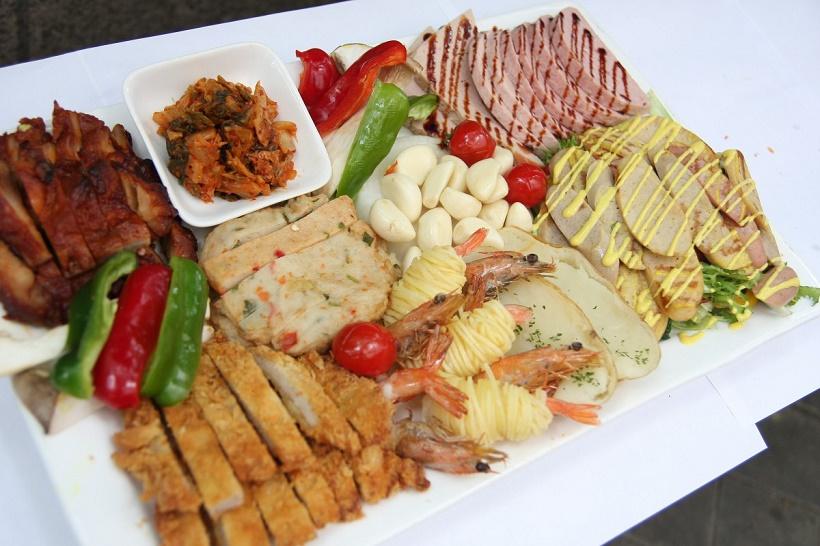 В Великобритании мальчик полтора года отказывался есть из-за страха перед едой В Великобритании мальчик полтора года отказывался есть из-за страха перед едой